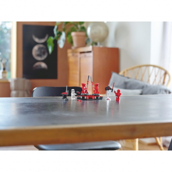 LEGO 75225 Боевой комплект элитных преторианских стражей фото