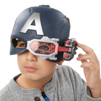 Электронный шлем Первого Мстителя Avengers B5787