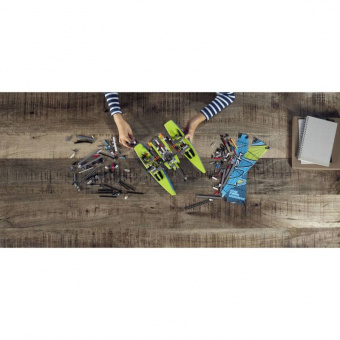 LEGO Technic 42105 Катамаран  фото