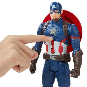 Avengers B6176 Интерактивная фигурка Первого Мстителя