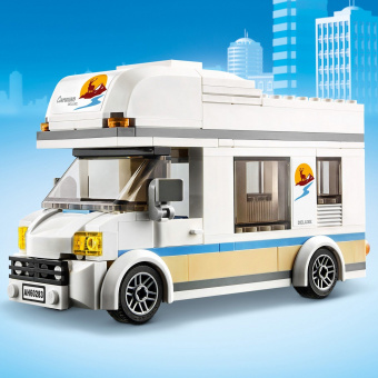 Конструктор LEGO City Отпуск в доме на колесах 60283 фото