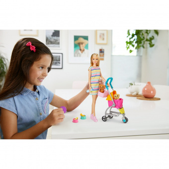 Кукла Barbie с щенком в коляске GHV92