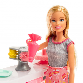 Набор игровой Barbie Кондитерский магазин GFP59