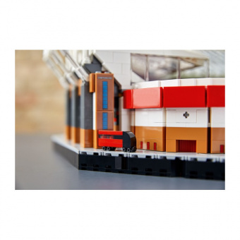 LEGO Creator 10272 Стадион Олд Траффорд - Манчестер Юнайтед фото