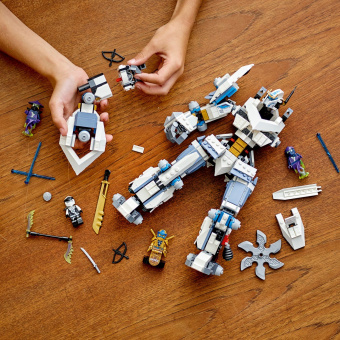 Конструктор LEGO Ninjago Битва с роботом Зейна 71738 фото
