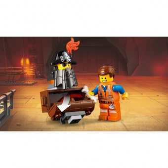 LEGO 70829 Побег Эммета и Дикарки на багги фото